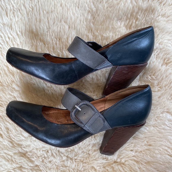 Fossil leather stacked heel shoes size 10 - Picture 2 of 10